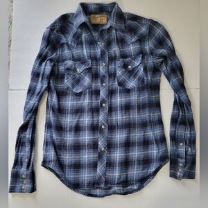 Wrangler Retro Western Blue Flannel Farmhand Long Sleeve Button Down Shirt